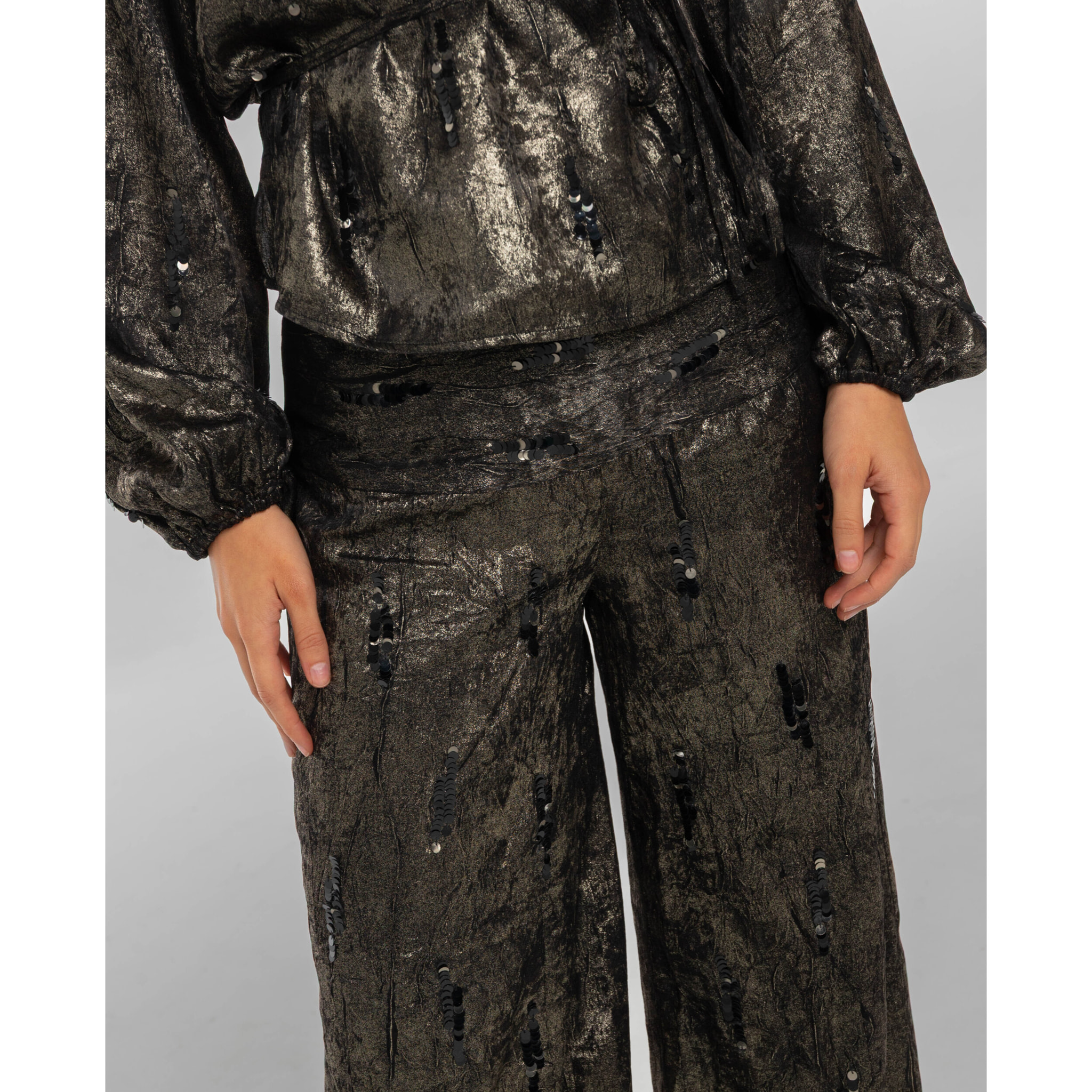 Pantalón con canesú y bordado de lentejuelas de mujer