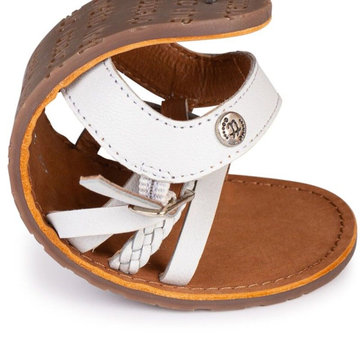 SANDALIA BAREFOOT BLANCO – ELEGANCIA Y LIBERTAD EN CADA PASO