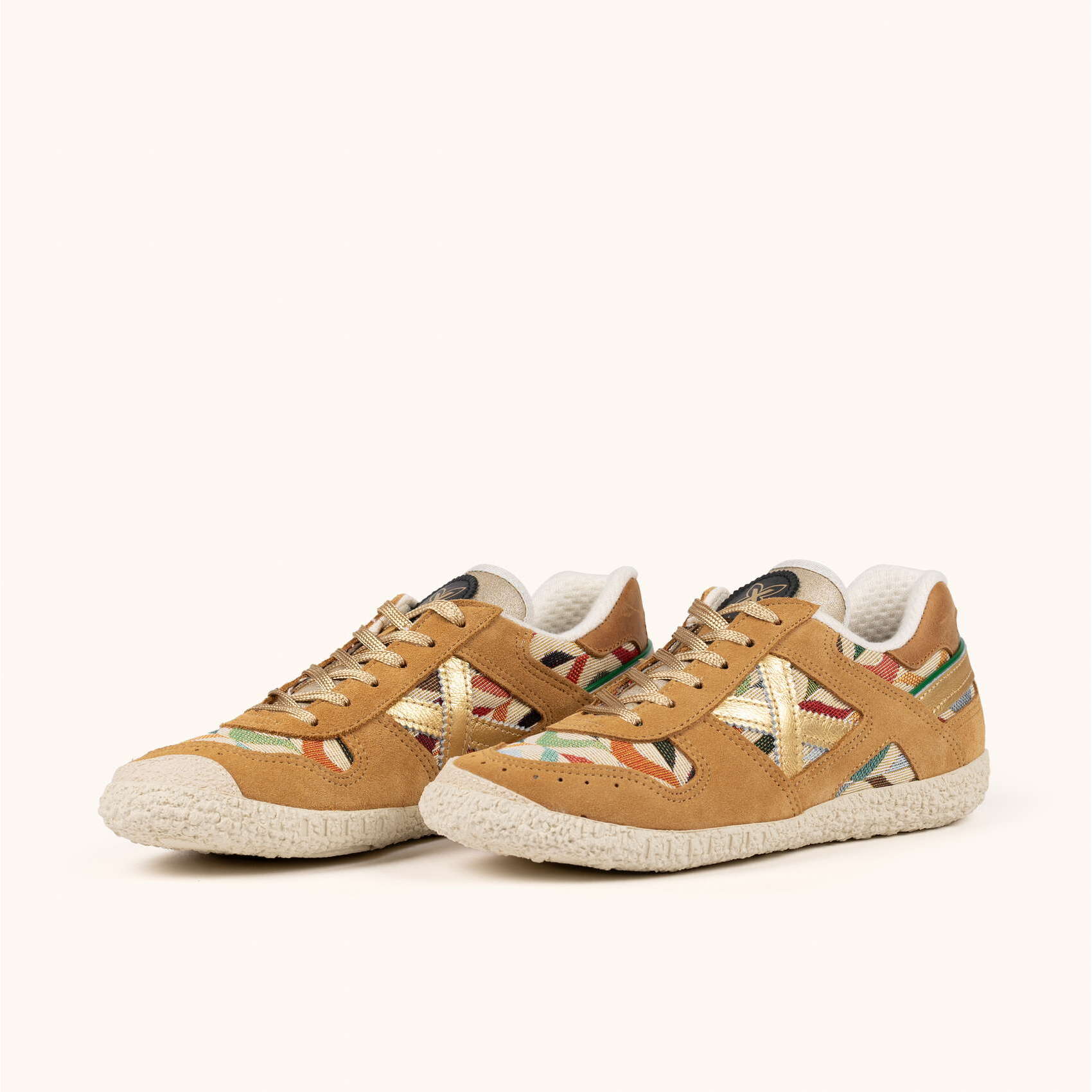 Zapatilla Casual de Piel y Tejido Étnico MUNICH GOAL 1643