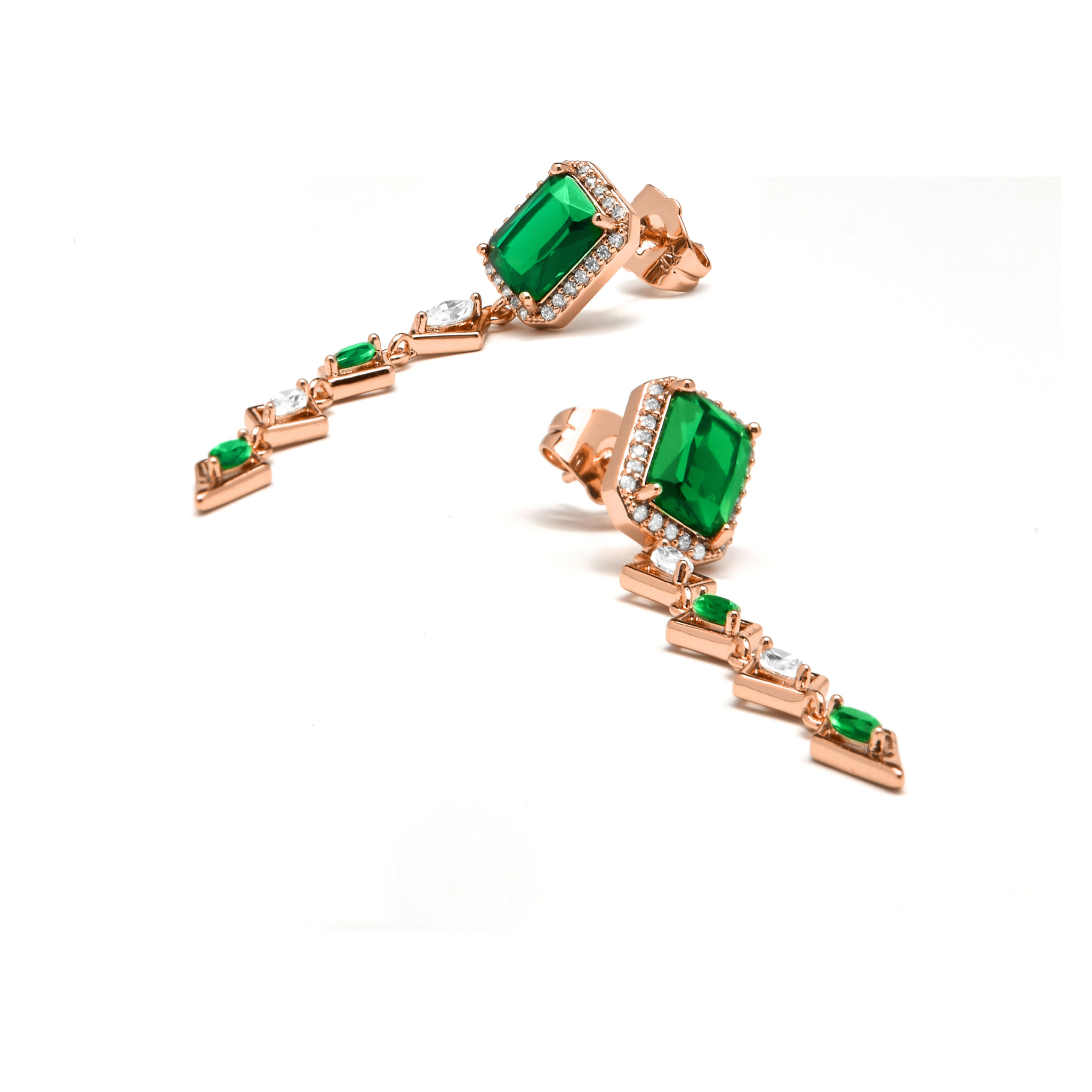 Pendientes Lux by Lux acabadoss en oro 18K