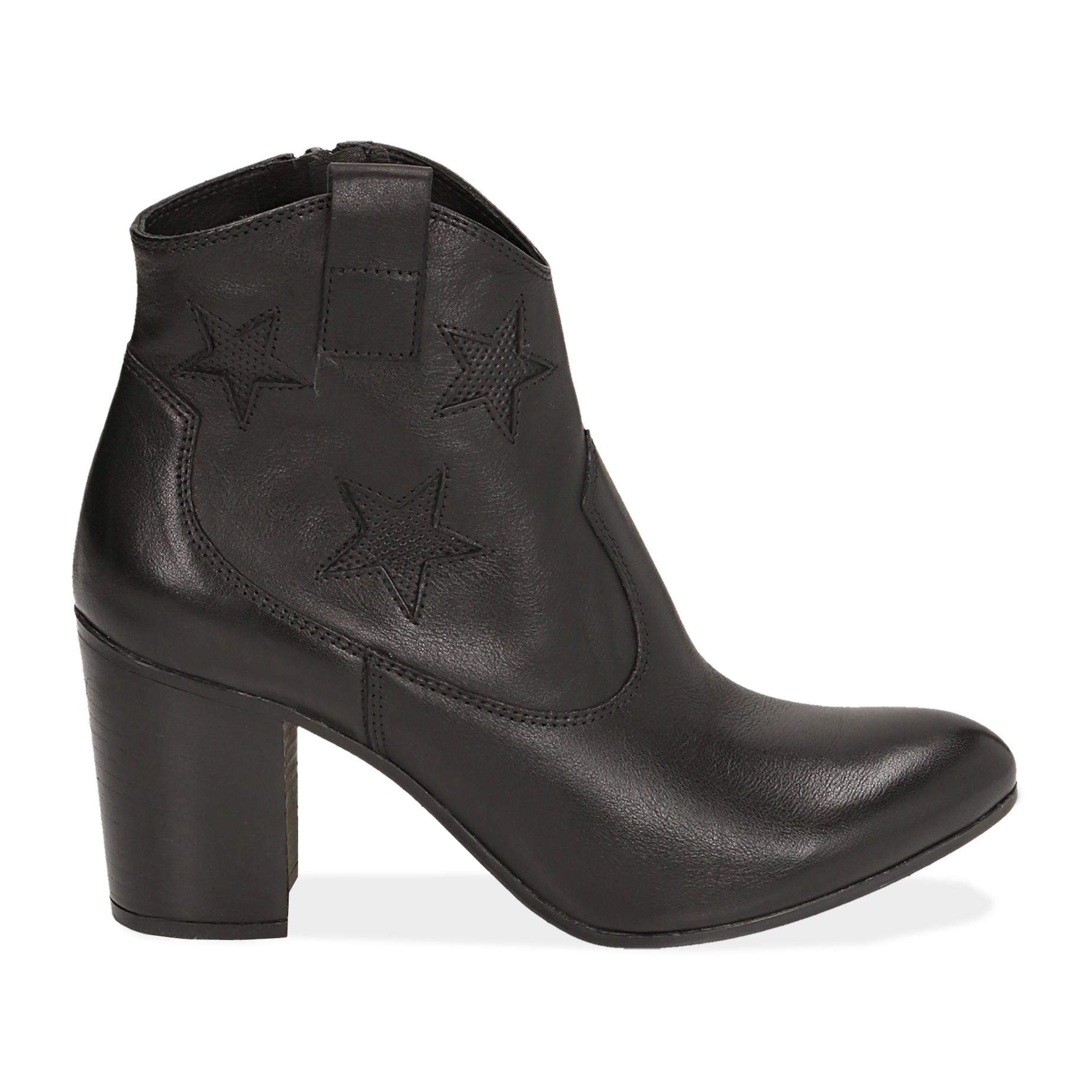 Ankle boots neri in pelle con stelle ricamate, tacco 7,50 cm