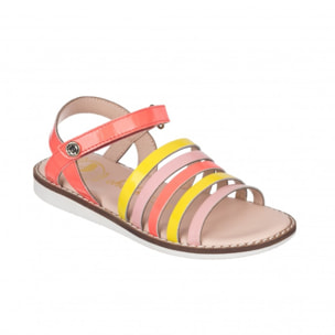 Sandalia en piel para niña con cierre velcro para fácil ajuste
