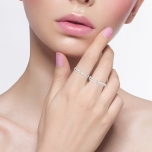 Anillos de compromiso a juego con diseño lazo en plata de ley 925. Ajustables.