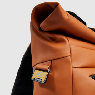 Piquadro Zaino roll-top per PC e iPad® con cinghia pettorale, agganci per lucchetto e luce portatile da bici