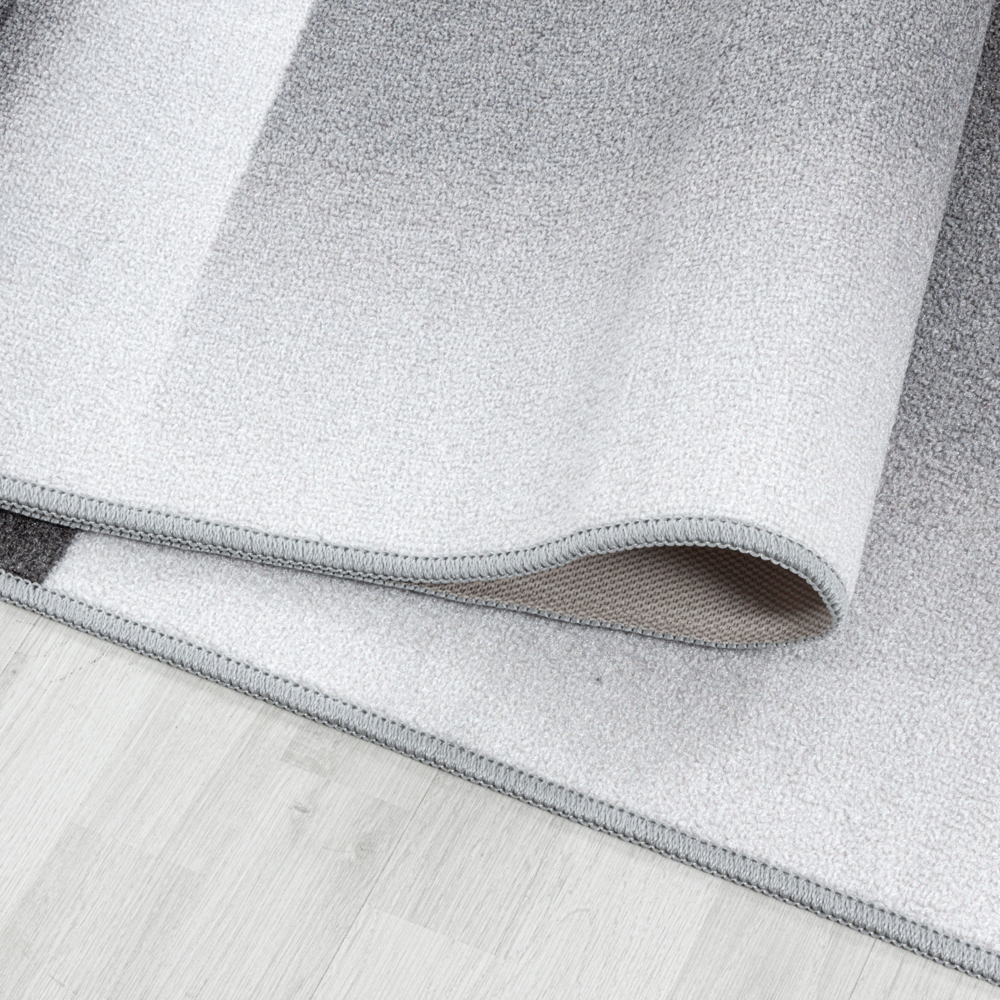PLAY - Tapis enfant football gris - PLA2906GRI