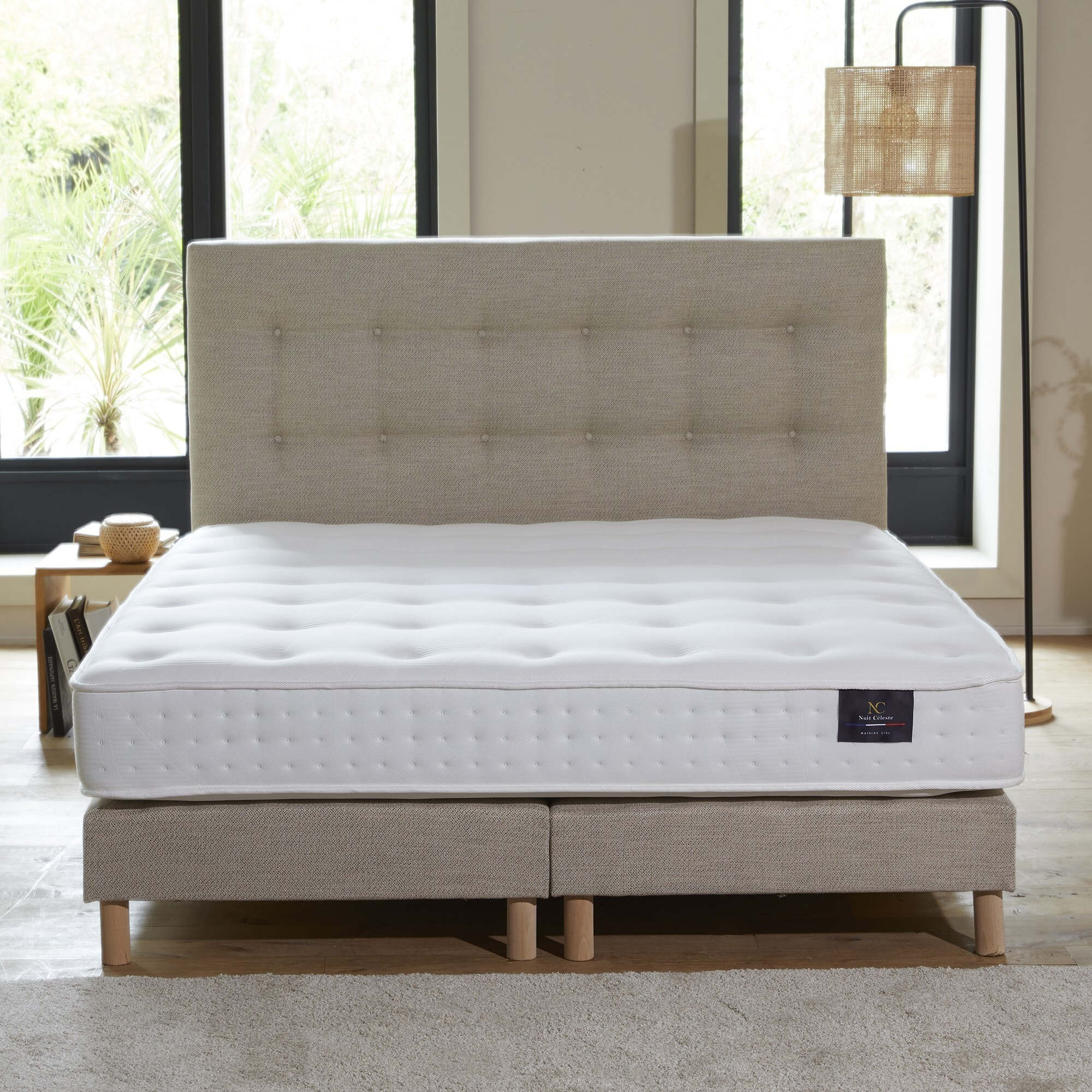Ensemble sommier tapissier, SYMBIOSE, tête de lit capitonnée beige