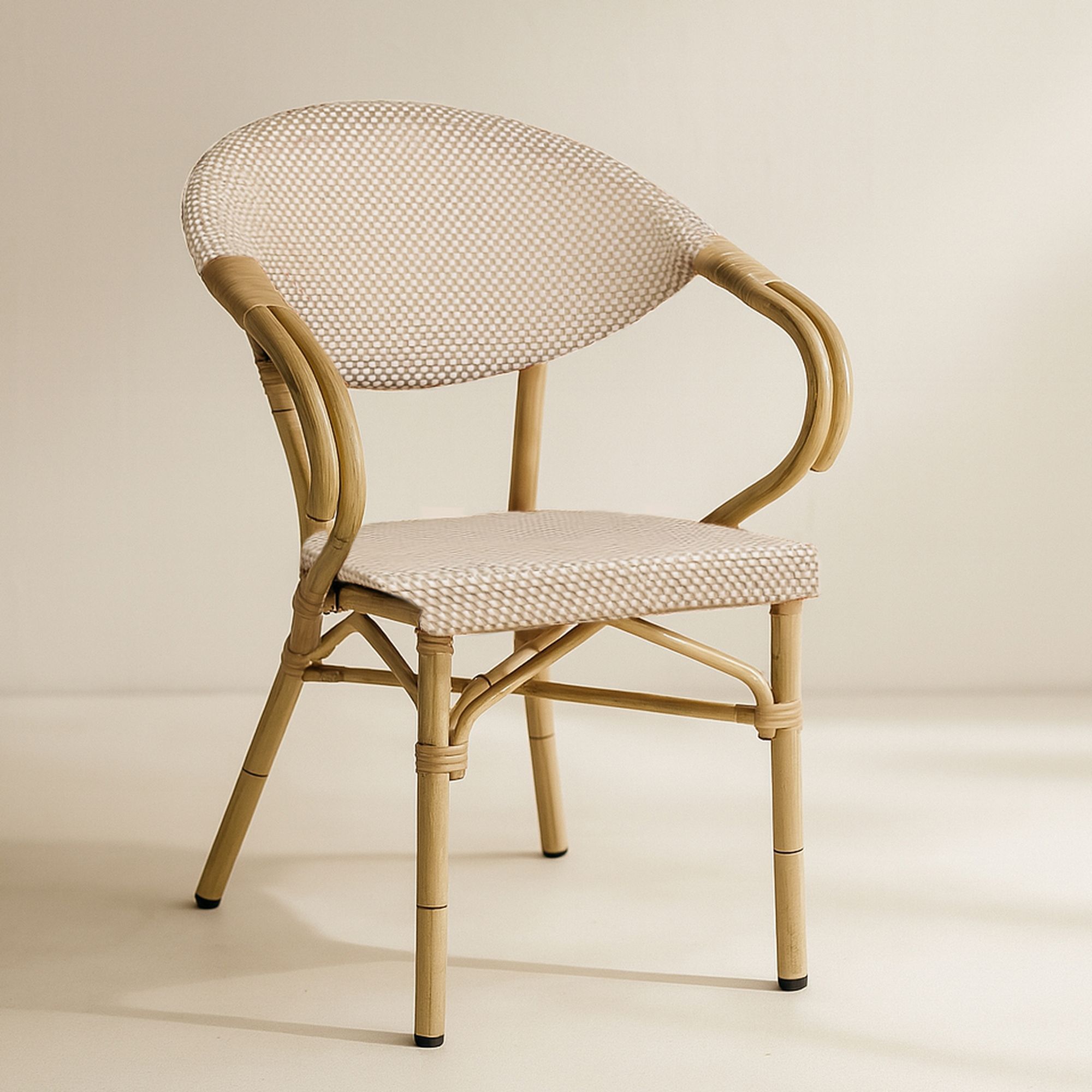 Lot de 2 fauteuils de table en textilène beige AMALFI