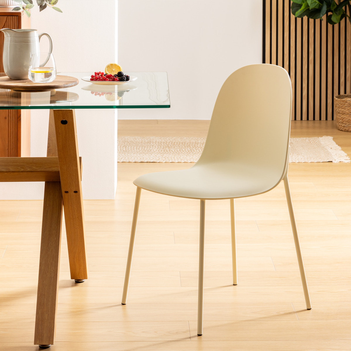 Chaise "Asan" crème