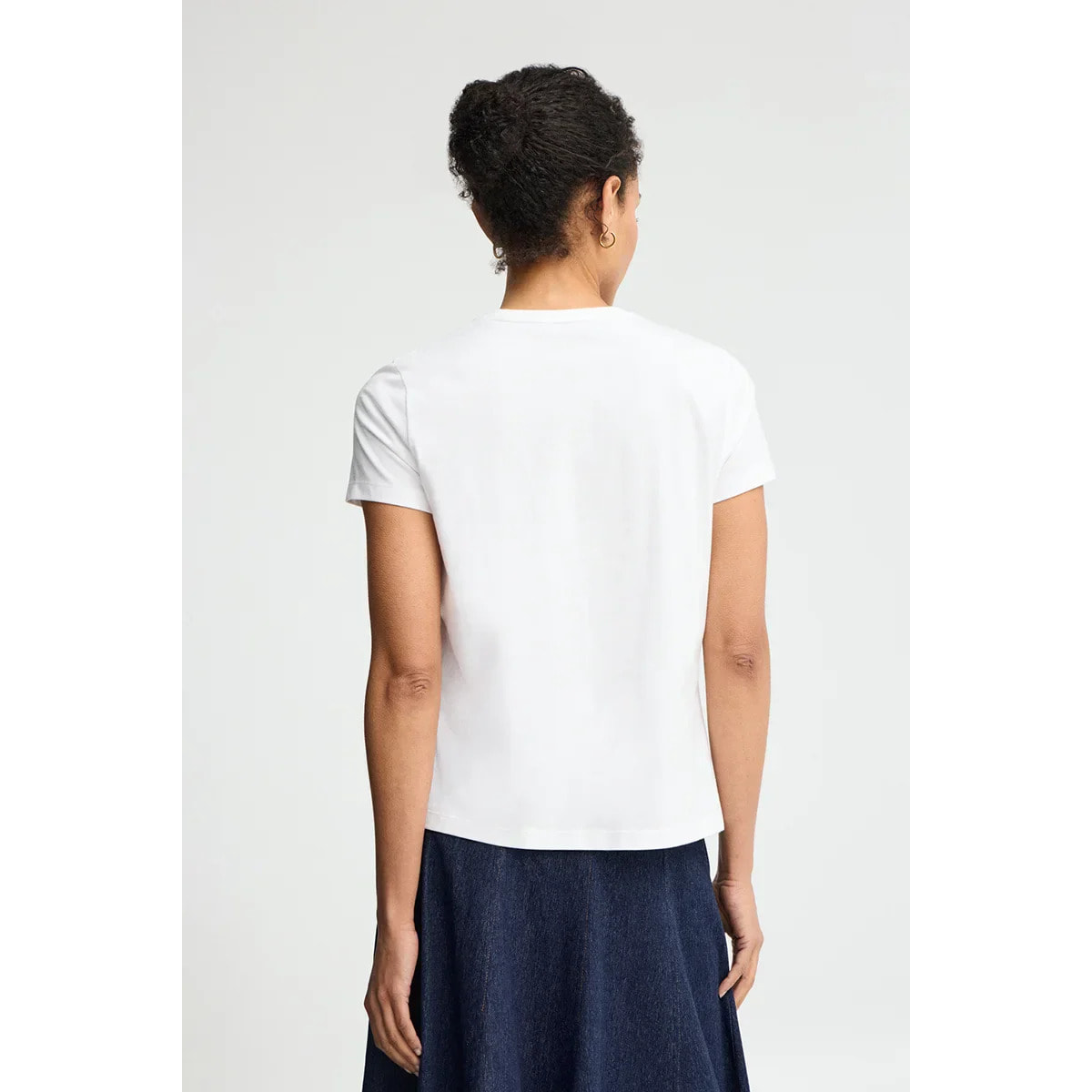 Camiseta blanca de manga corta y corte recto con brillantes Polo Club