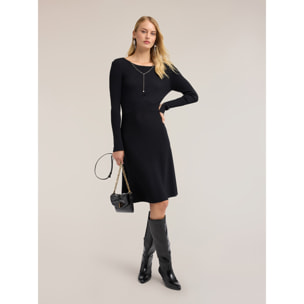 Motivi - Vestito flare in maglia a coste con catenina - Nero
