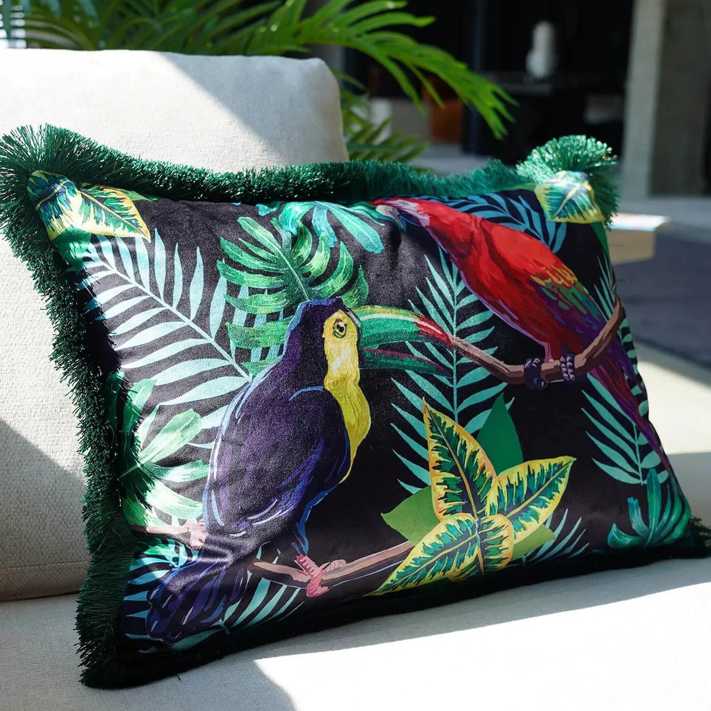 Coussin à franges Jungle oiseaux Kare Design