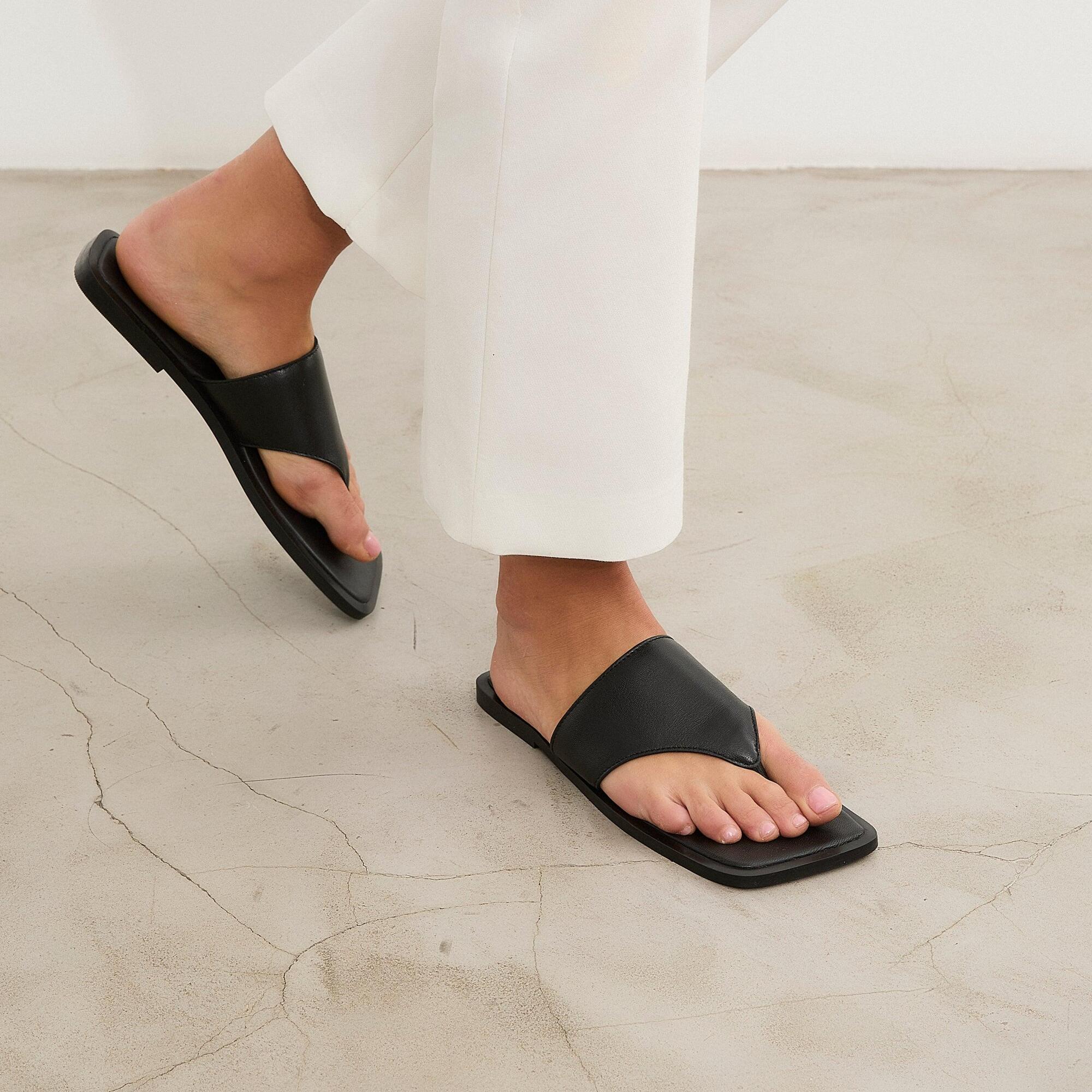 Sandalias planas Horsie Negro 1 cm