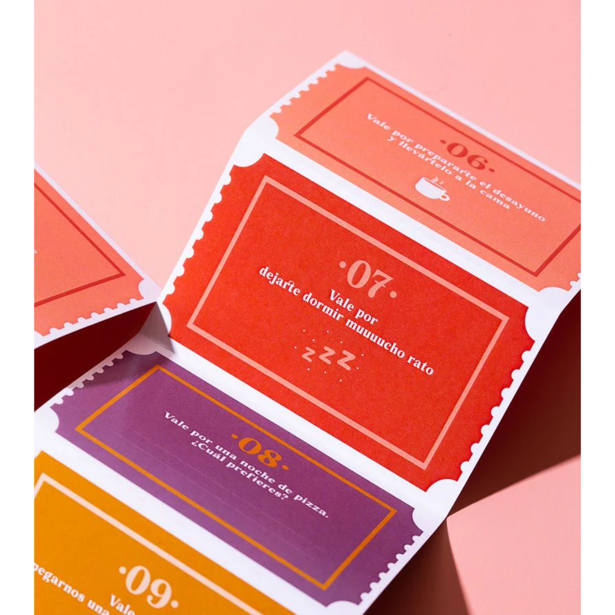 Vales "20 Planes que quiero hacer con mi mamá" con niños