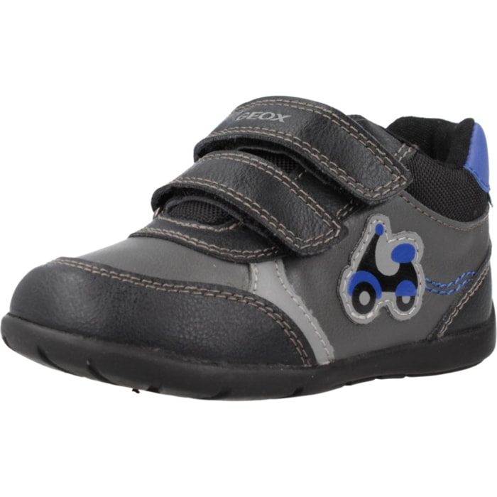 Zapatos Niño de la marca GEOX  modelo B ELTHAN BOY Gray