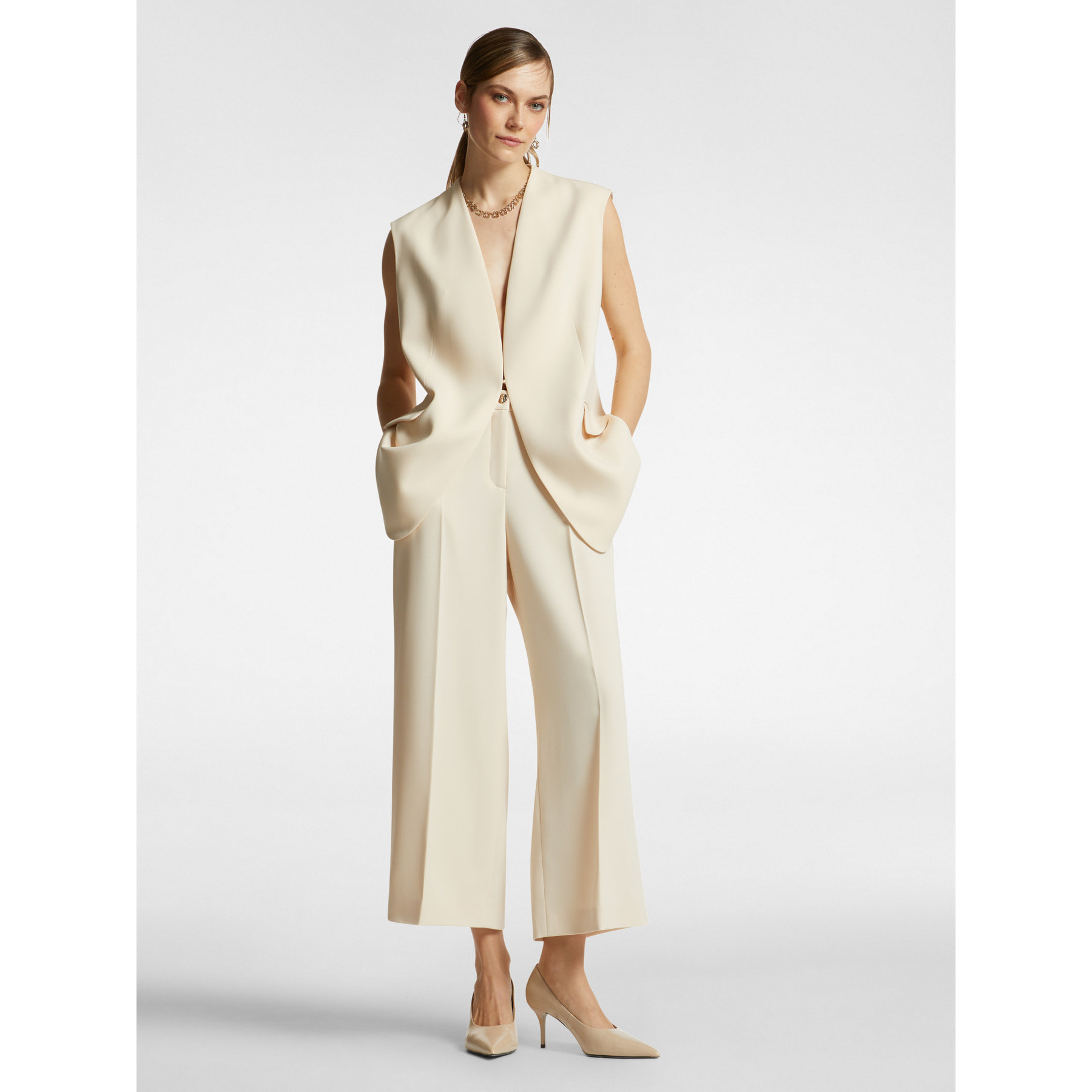 Elena Mirò - pantalones cortos elegantes - Beige