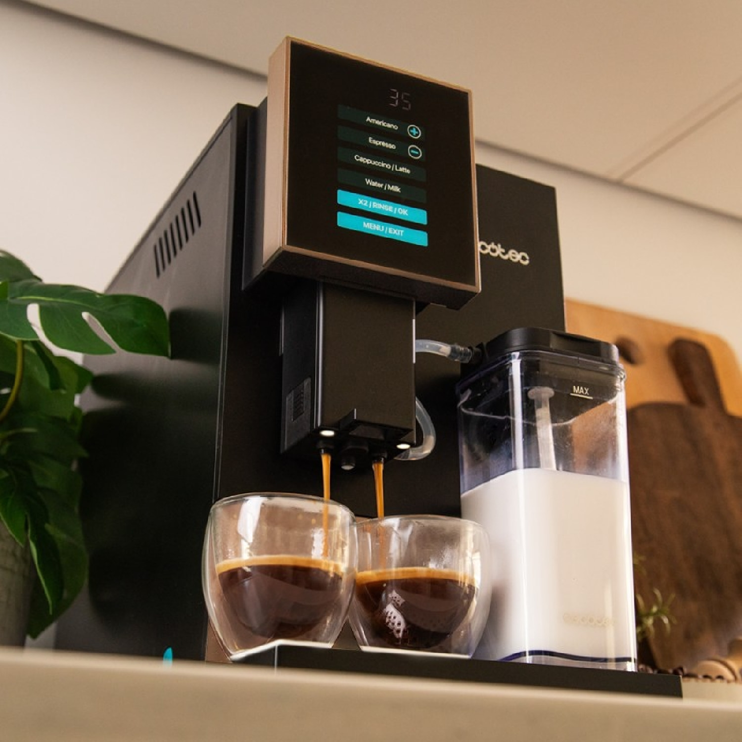 Cecotec Cafetera Superautomática Cremmaet Compactccino Black Rose