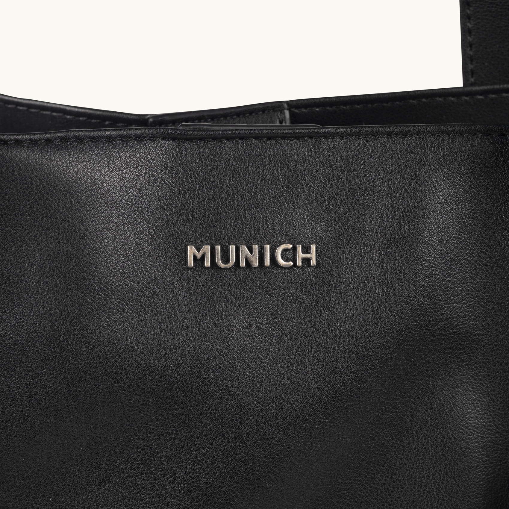 Bolso Shopper Negro con Charms Extraíbles CHARMS SHOPPER BLACK
