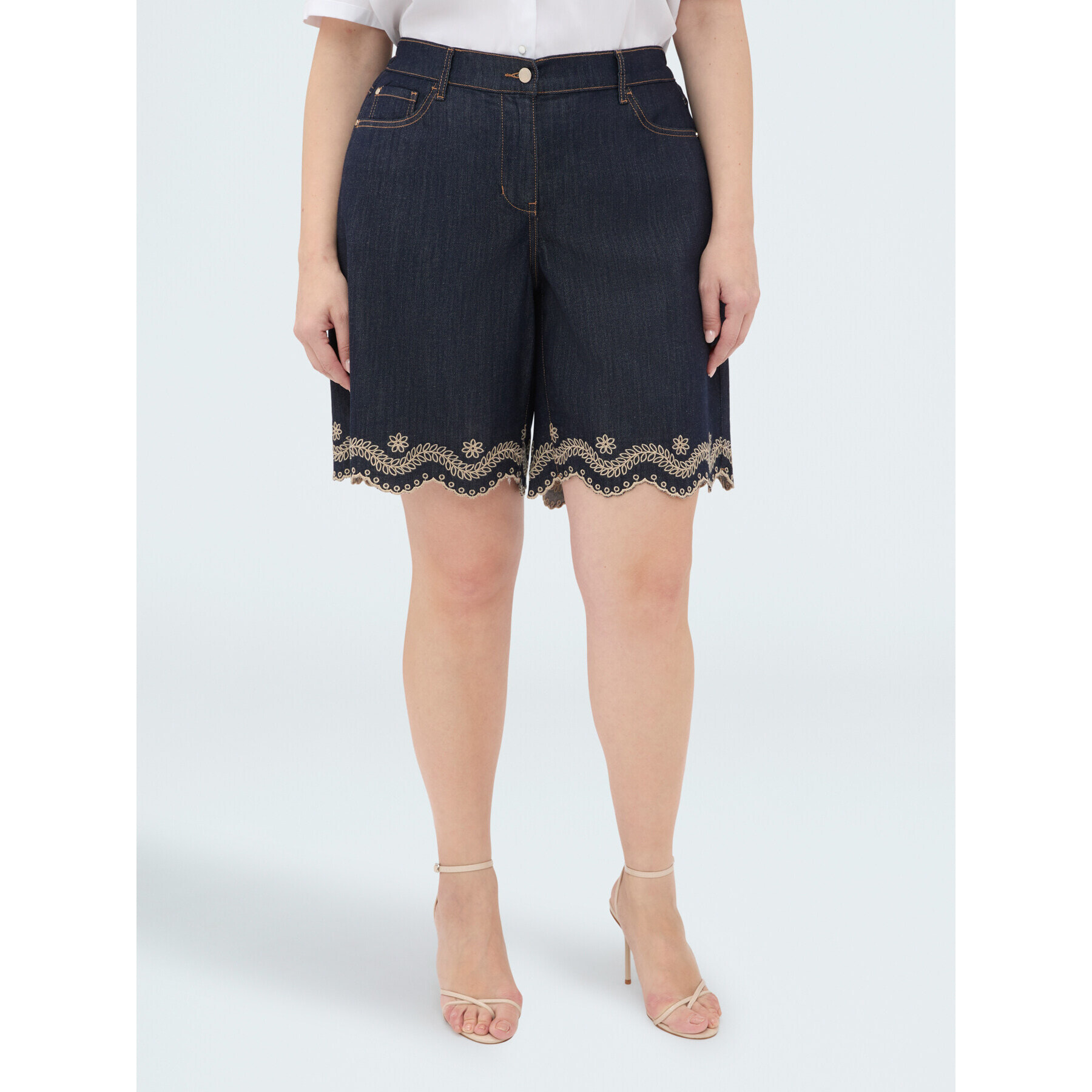Fiorella Rubino - Bermudas vaqueras con bordado san gallo - Azul