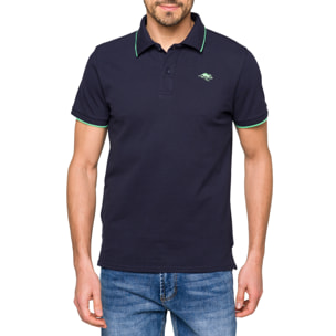 Polo Hot Buttered Mareeba con righine blu.