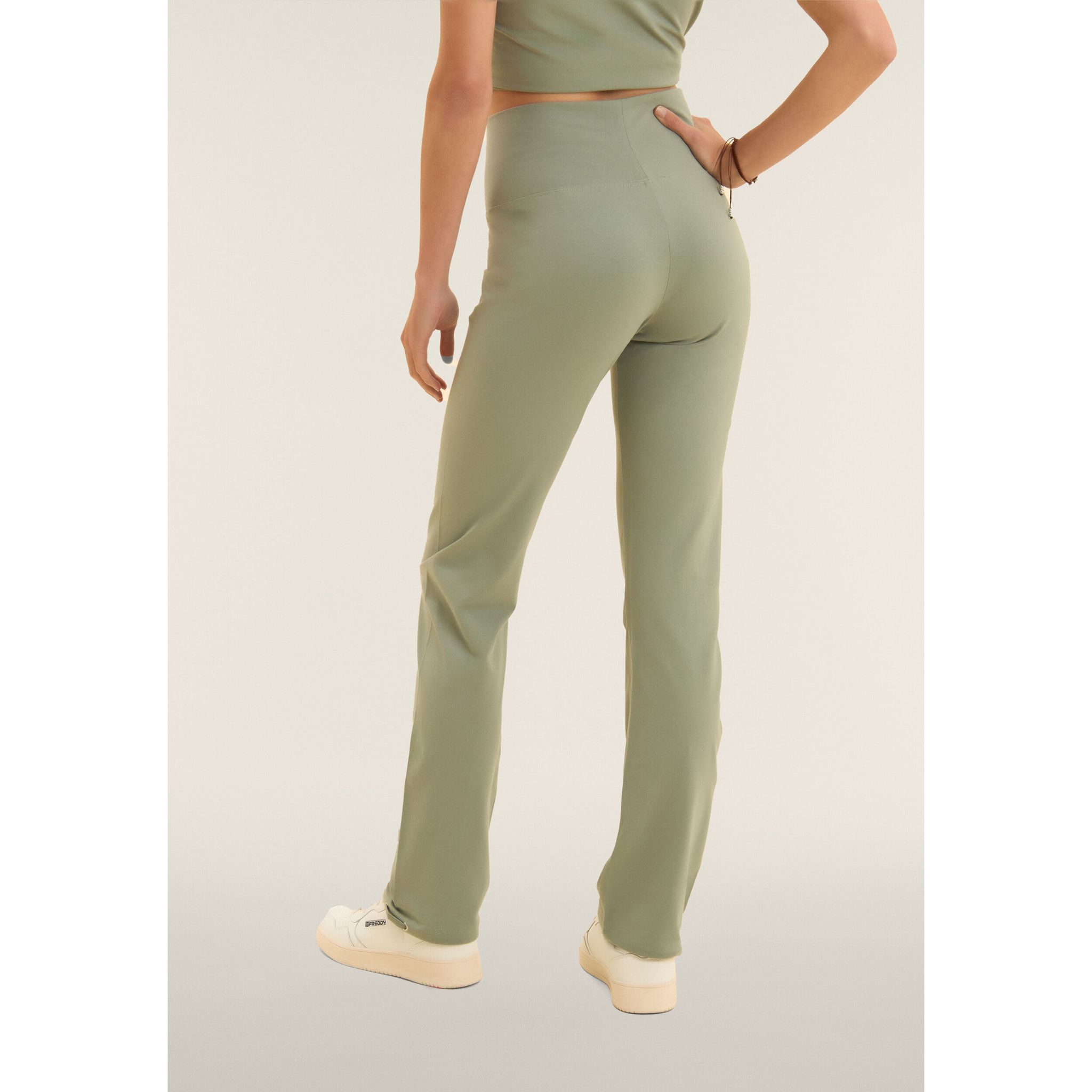 Pantaloni Sportivi in Jersey Stretch con Fondo Regolabile