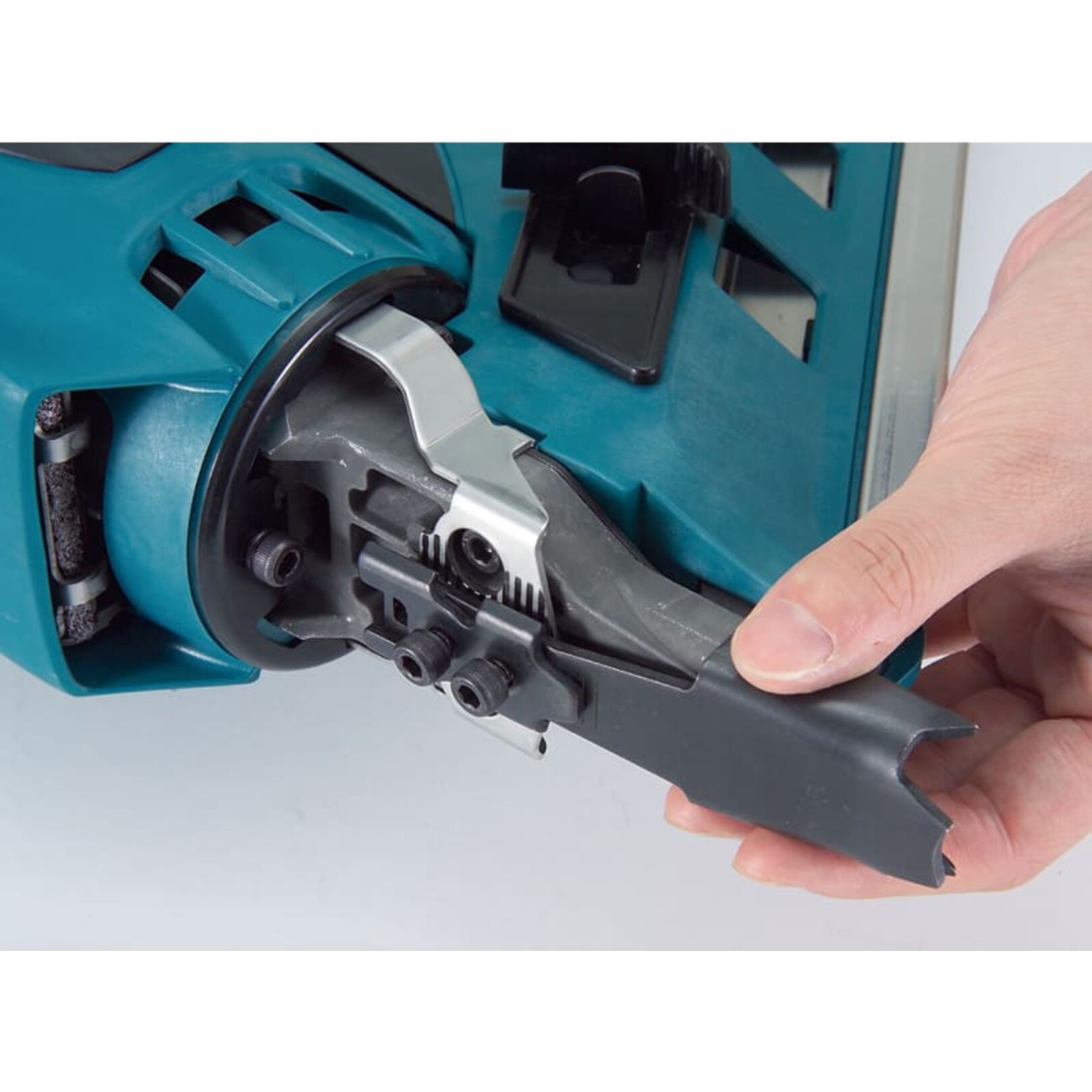 Clavadora de gas MAKITA 7,2 V Li-Ion 1 Ah - 2 baterías, cargador, maletín - GN900SE