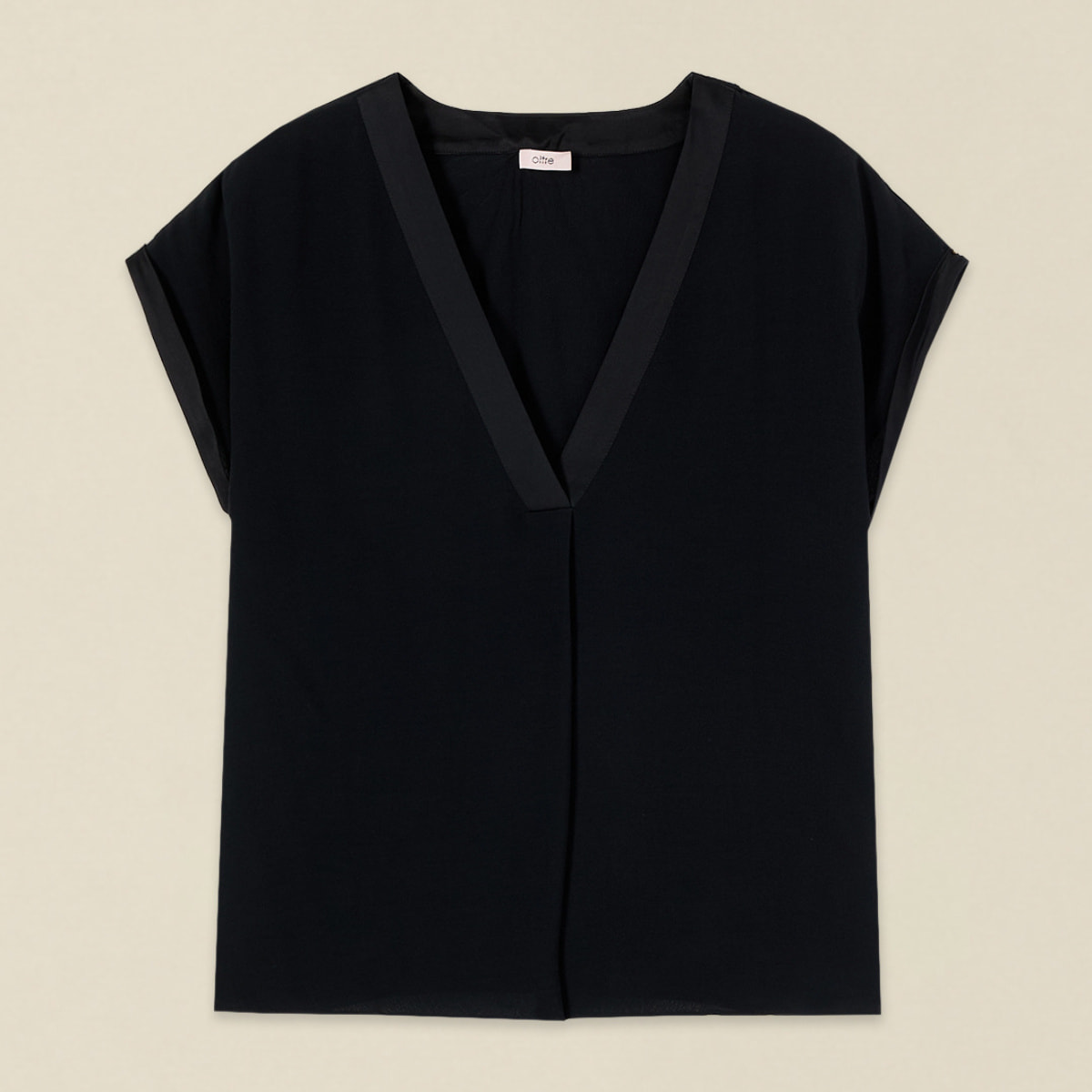 Oltre - Blusa in viscosa crêpe con scollo a V - Nero