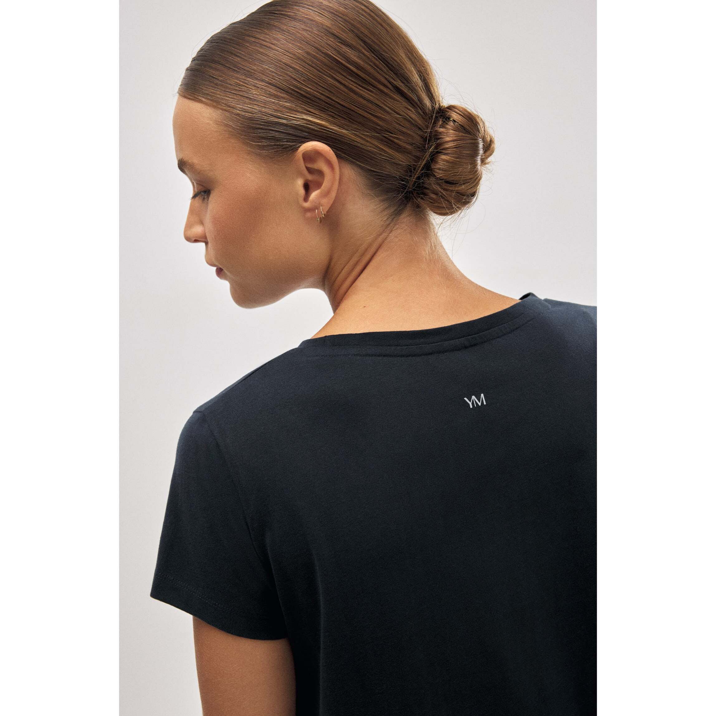 T-shirt basico in cotone stile sportivo nero
