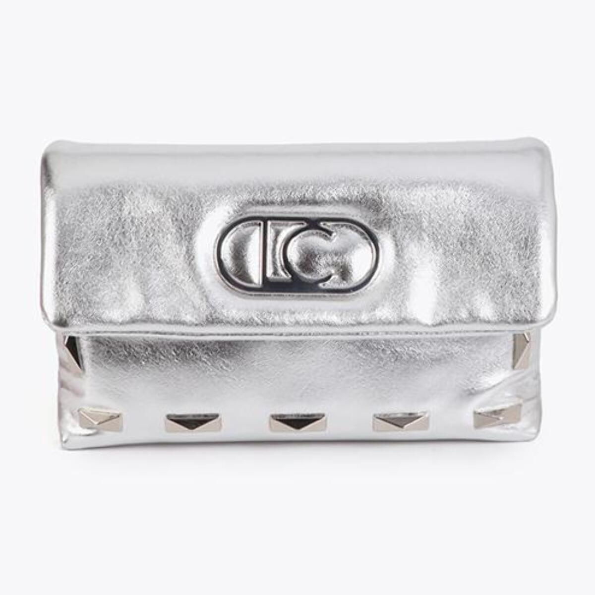 Piccola borsa a tracolla metallica con borchie rettangolari