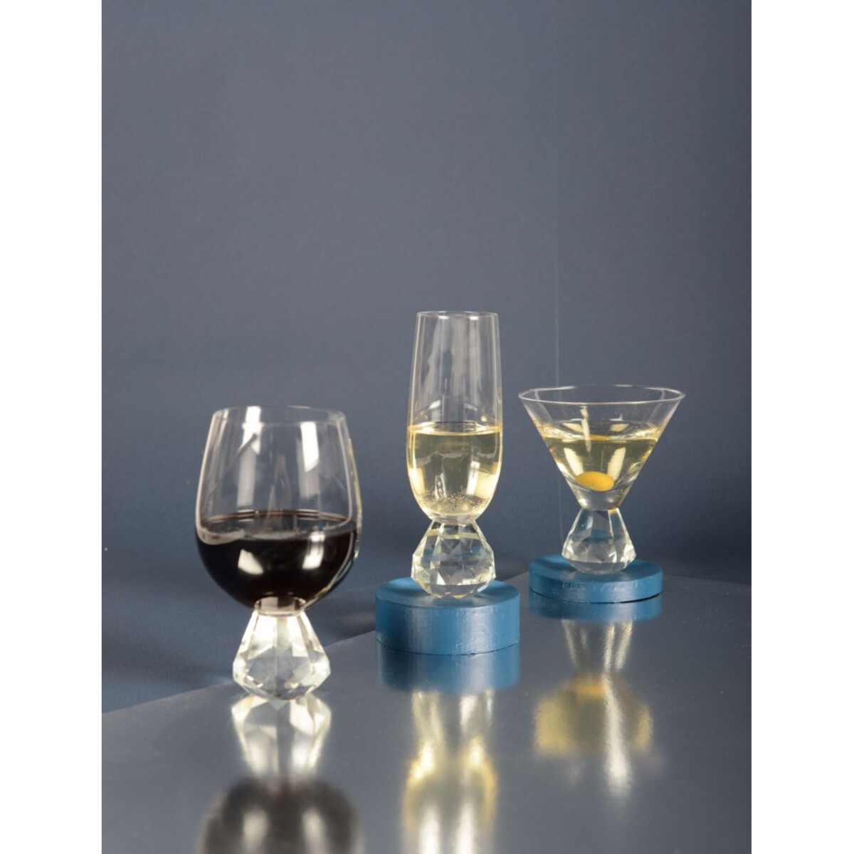 Verres martini avec pied en diamant - lot de 4