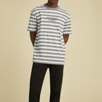 GUESS Originals - T-shirt Daniel - rayures - 100% coton - blanc et gris