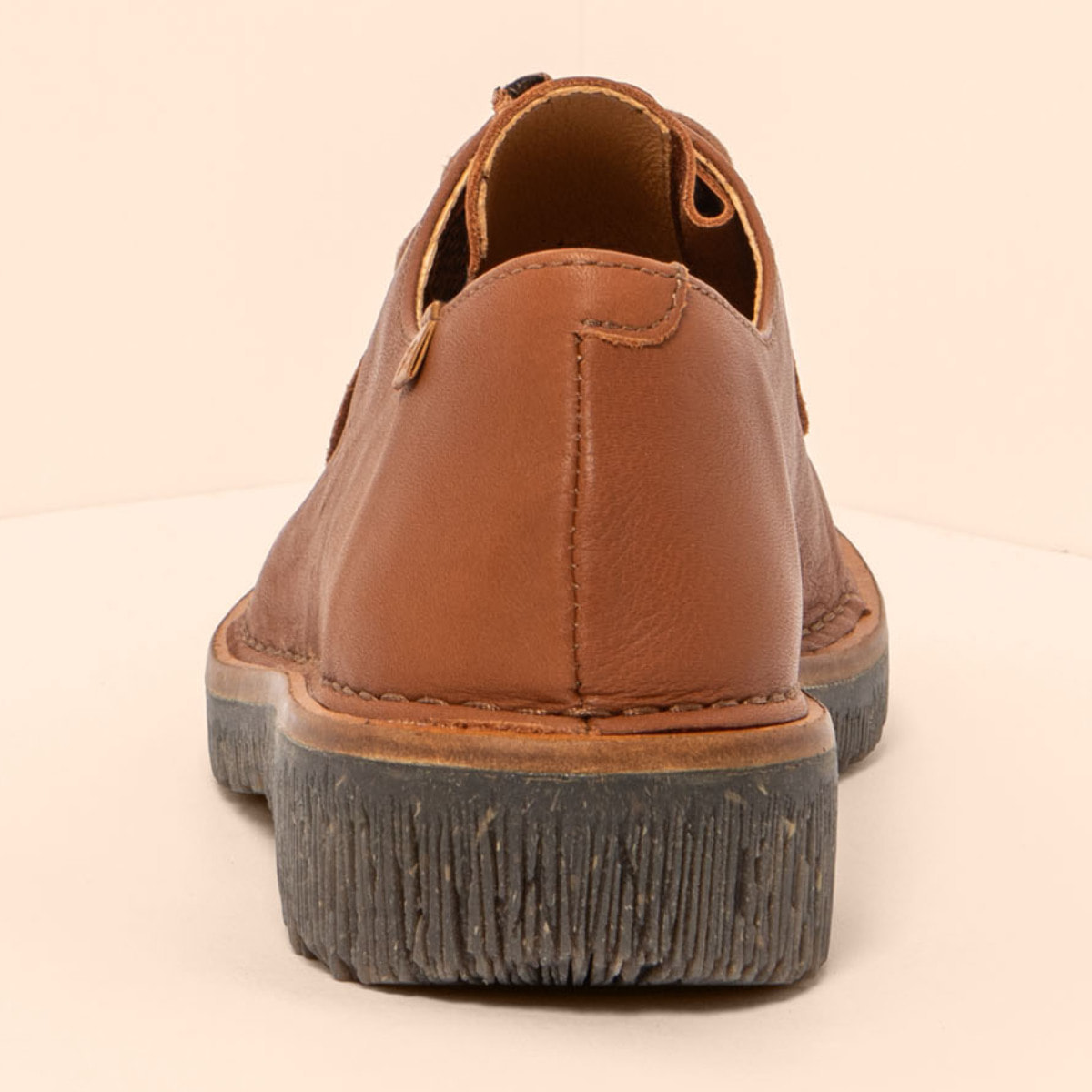 Zapatos N5584 SOFT NAPPA CUERO/ VOLCANO color Cuero