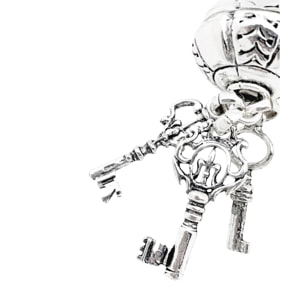 Cuelgabolso_llavero esfera con llaves en plata chapado