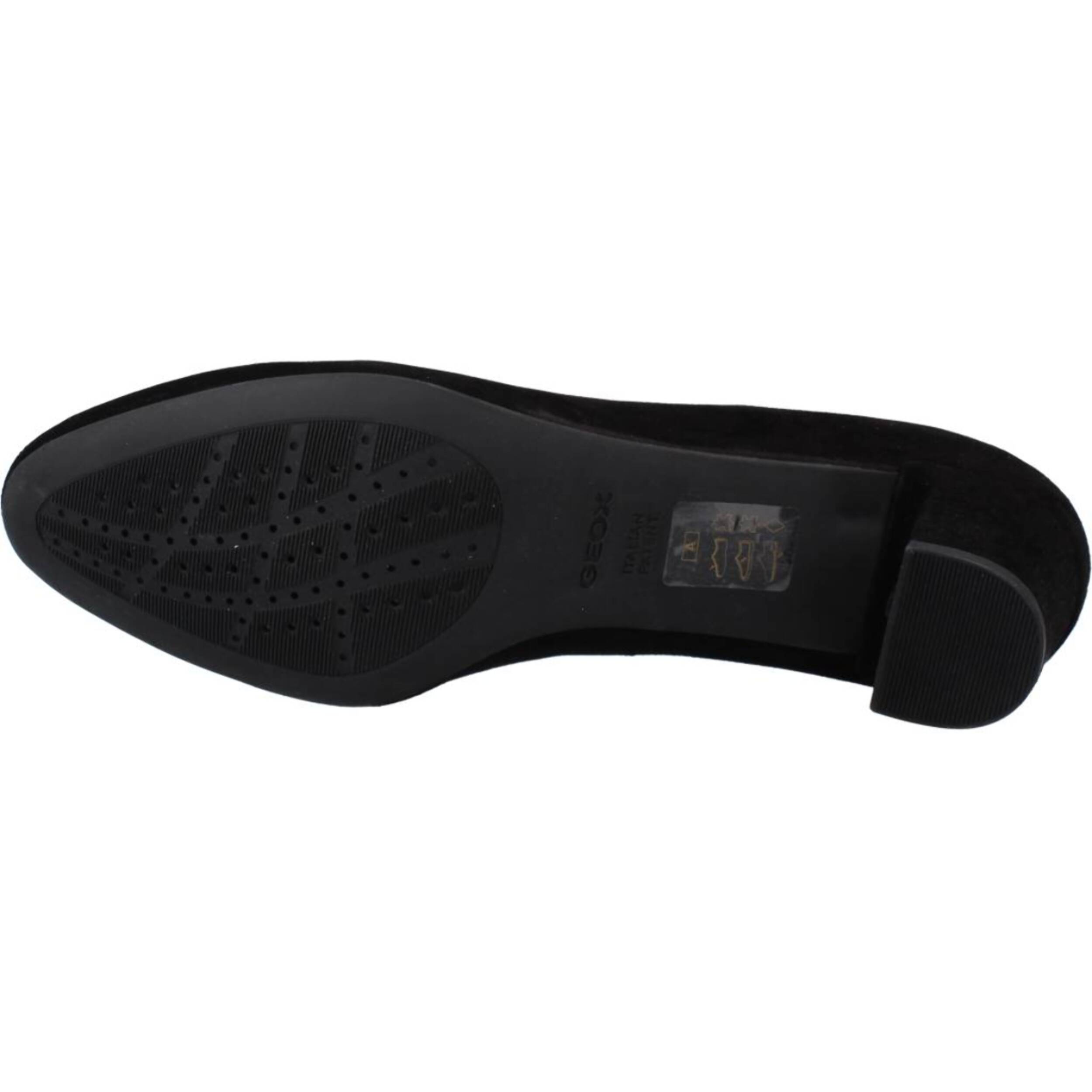 Salones Mujer de la marca GEOX  modelo D UMBRETTA A NEGRO