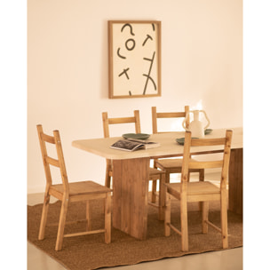Table de salle à manger en microciment de couleur blanc cassé avec des pieds en bois de chêne foncé en différentes tailles