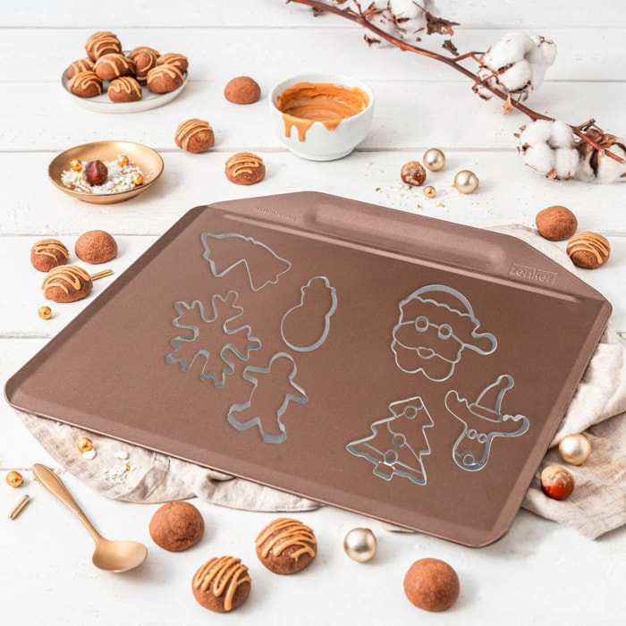 Plaque de cuisson au four sans rebords et 7 emporte-pièces de Noël Zenker Noël
