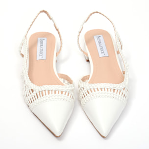 Ballerine in simil pelle con intreccio