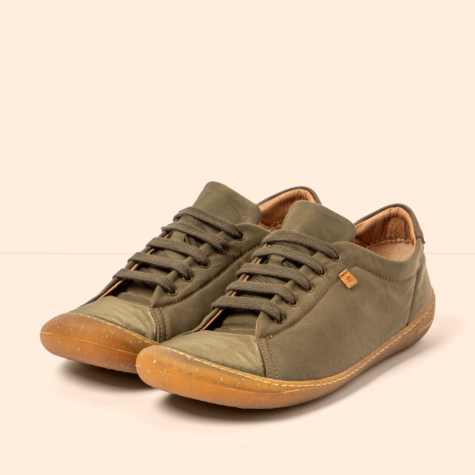 Zapatos N5767A WASHED NYLON FOREST/PAWIKAN color Forest