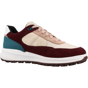 Sneakers de  Mujer de la marca GEOX  modelo D PG1X B ABX BURDEOS