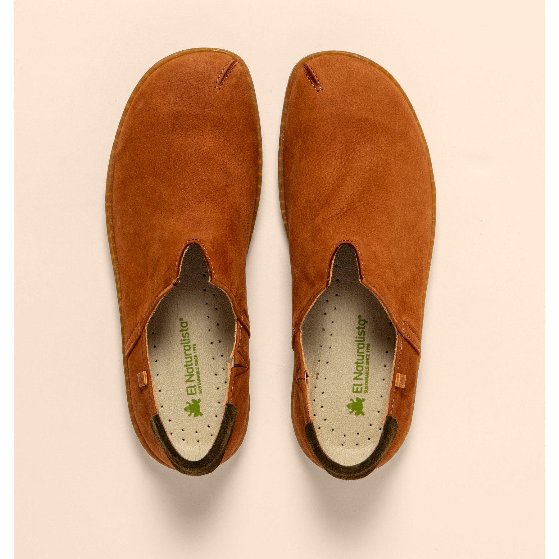 Zapatos N275 NOBUCK LAVADO CUERO/EL VIAJERO color Cuero