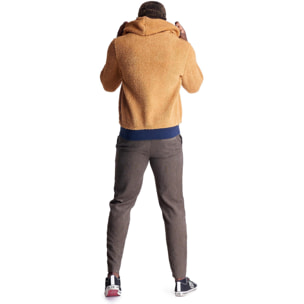 Chaqueta sherpa con capucha en tonos tierra para hombre