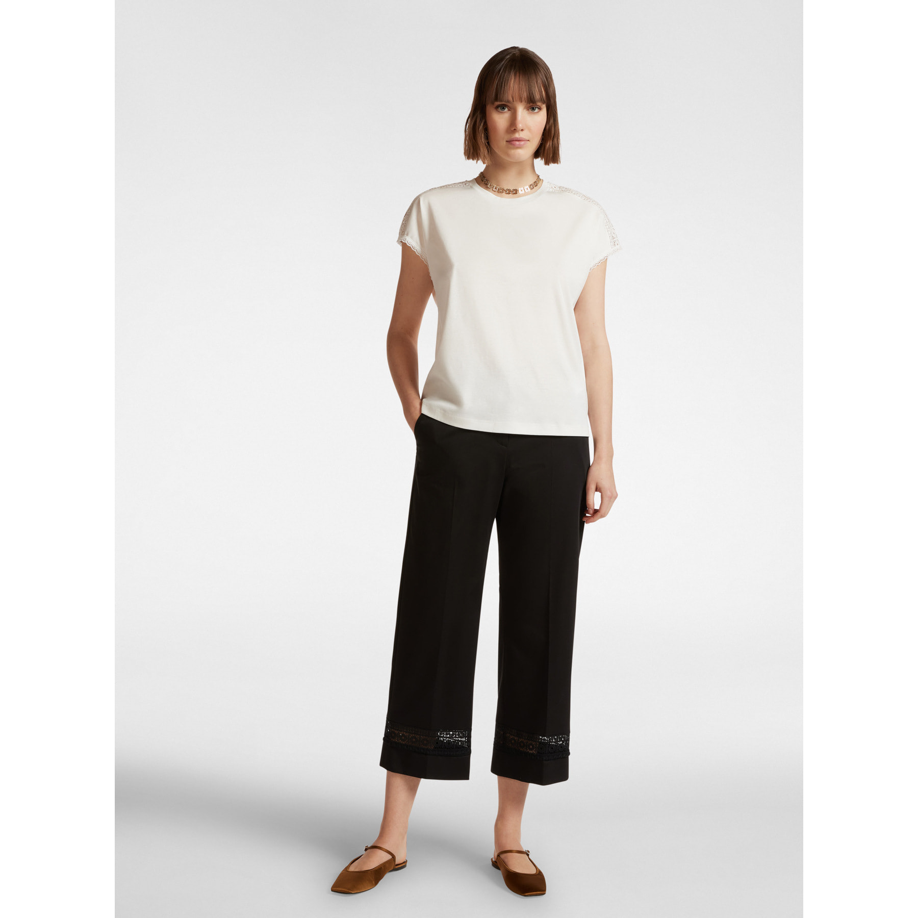 Elena Mirò - Camiseta con aplicación de encaje en los hombros. - Blanco
