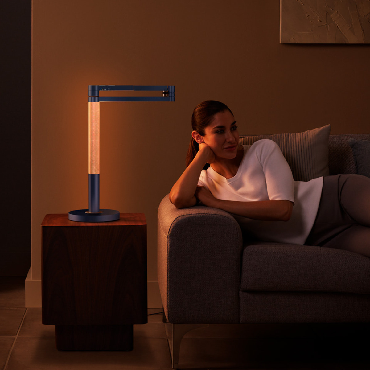 Lampe de Bureau Dyson Solarcycle Morph™ Bleu de Prusse/Cuivré