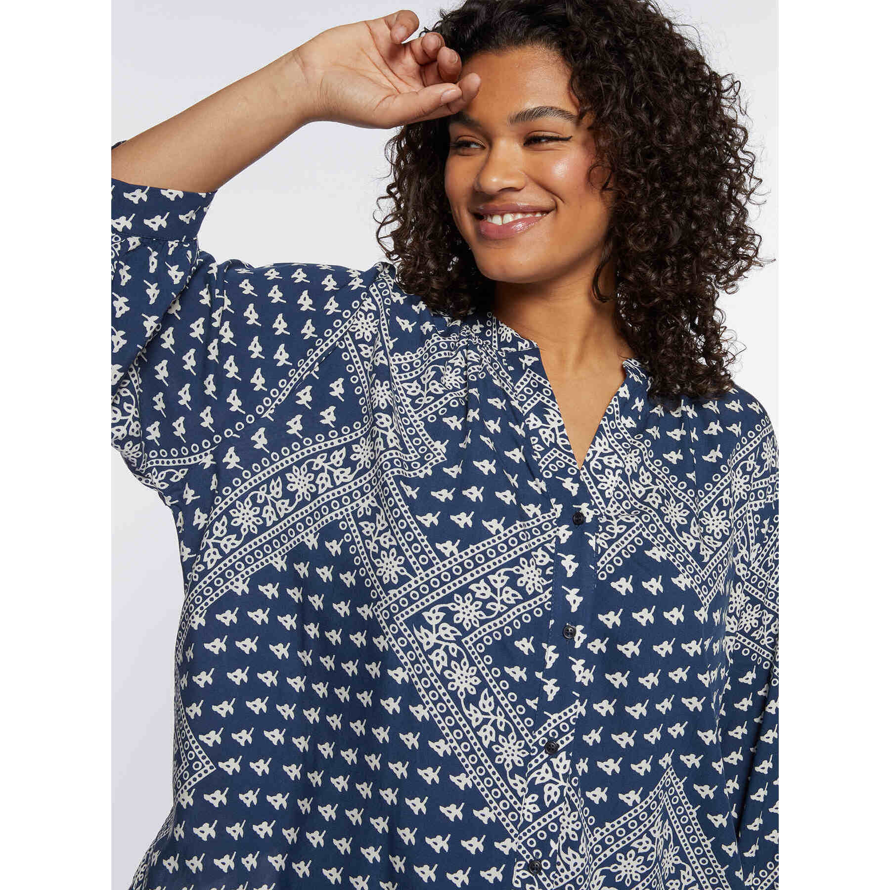 Fiorella Rubino - Camisa amplia con estampado de bandana - Azul