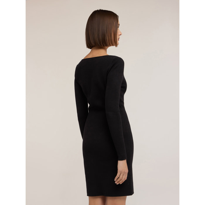 Motivi - Vestido ajustado de punto con escote corazón - Negro