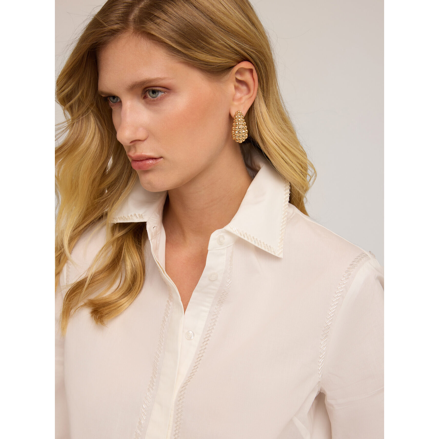 Motivi - Camicia con ricami di canottiglie - Bianco