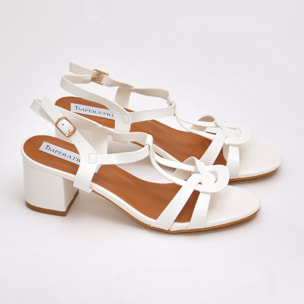 Sandali in simil pelle con tacco comodo