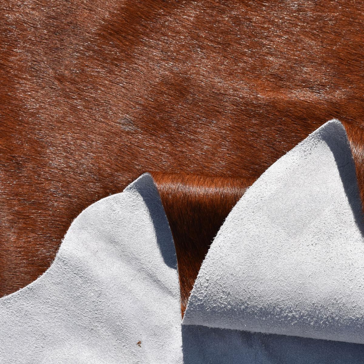 Tapis peau de vache kilm fait à la main BEDA