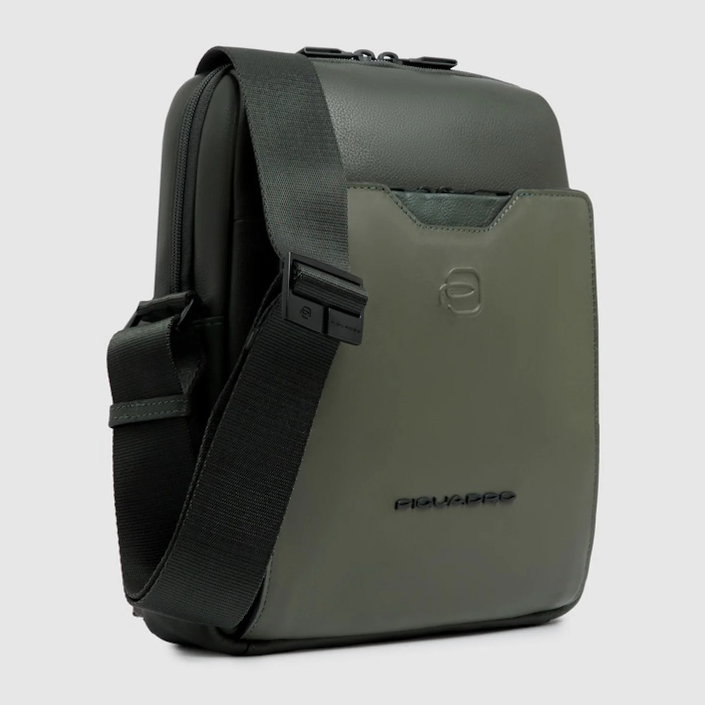 Piquadro Borsello in pelle porta iPad®, schermato con protezione RFID