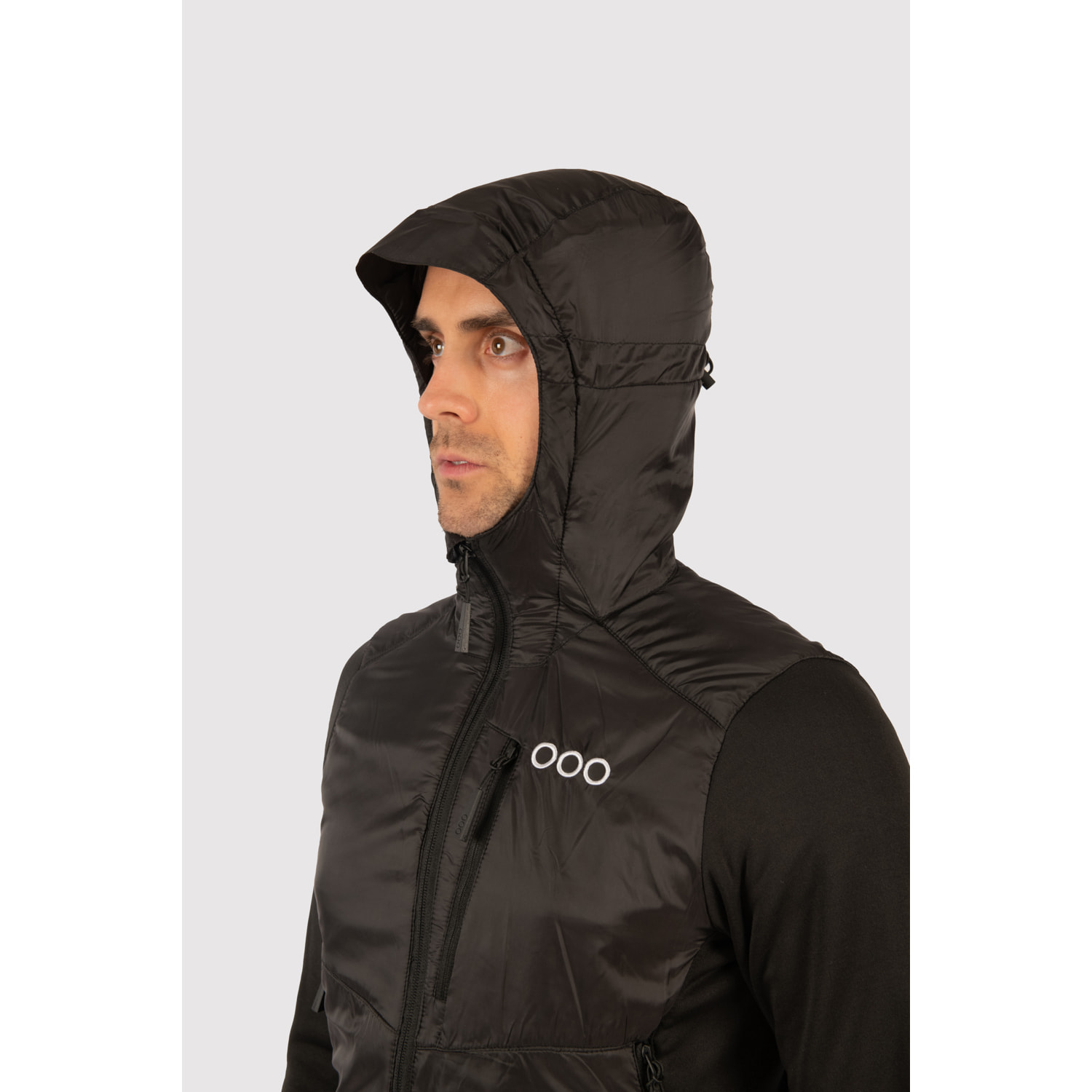 Chaqueta ECOActive Hybrid Insulated Jacket with cap marca ECOON - Negro