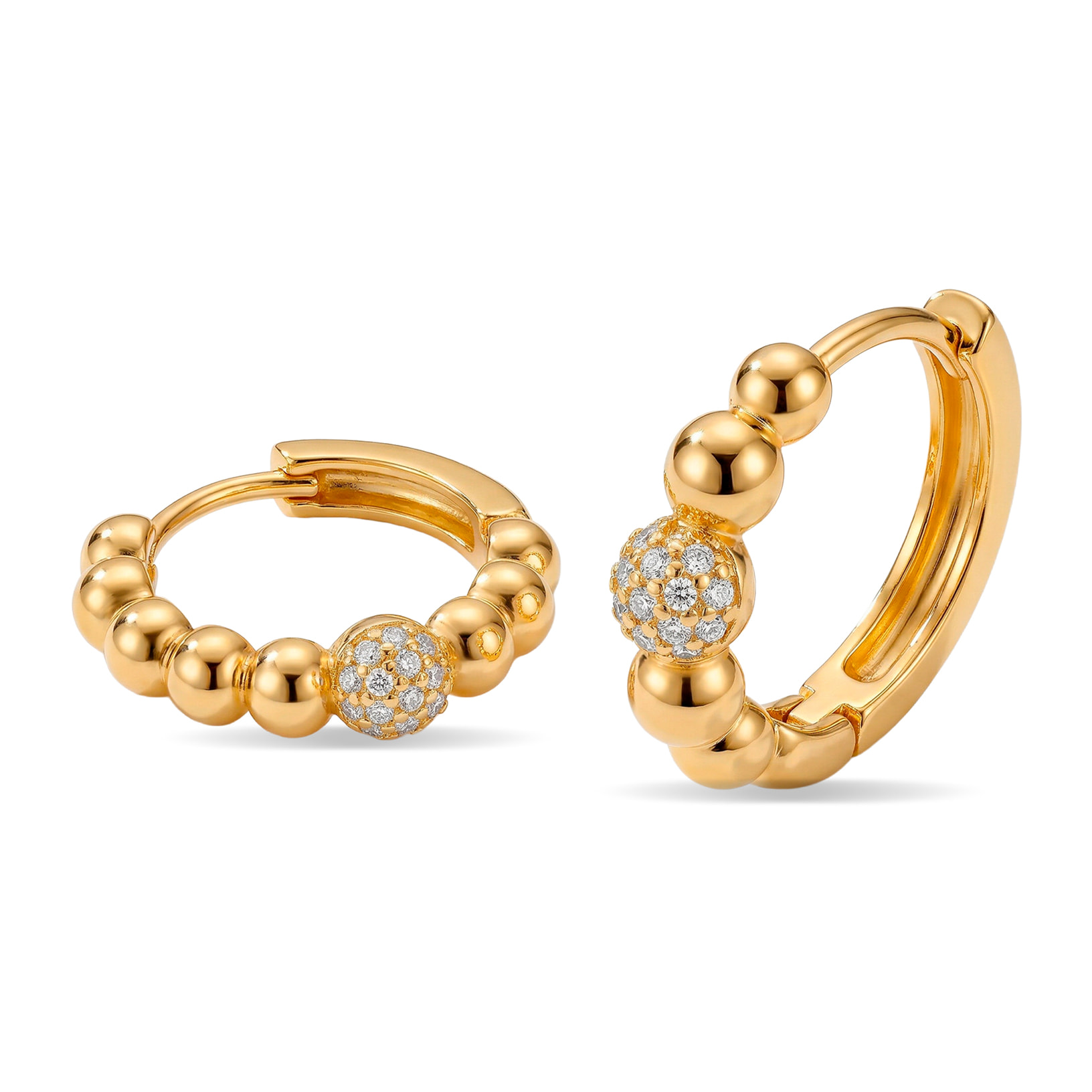 Pendientes de Circonita Brillante acabado en oro amarillo de 18k